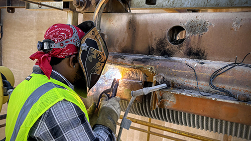 On-Site Structural Welding Of P&H Hoist Frame